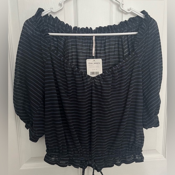 Free People Women’s Black Striped Top, Size Medium NWT - Picture 3 of 8